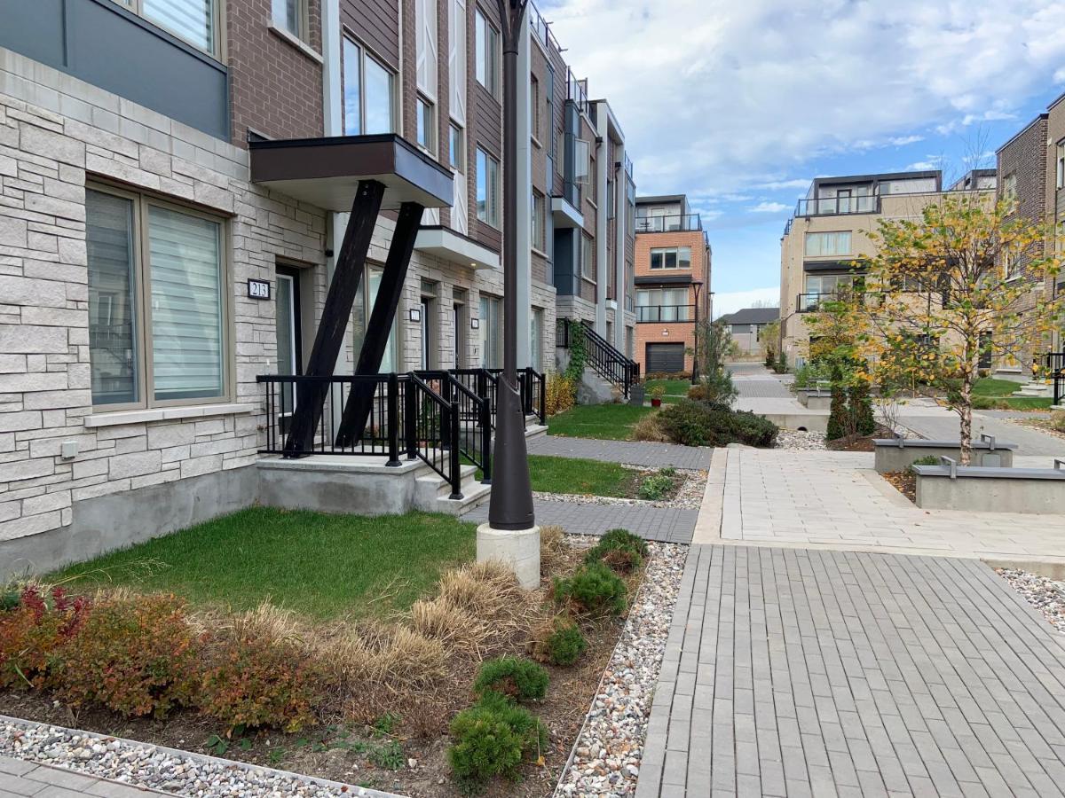 Wateridge Luxury Condos 오타와 외부 사진